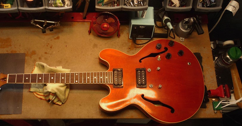 Passieve elementen vervangen in een elektrische gitaar