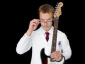 Wie heeft de gitaar uitgevonden?