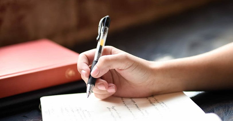 Vorm van pop-liedjes - Leer over couplet, refrein, bridge en meer!