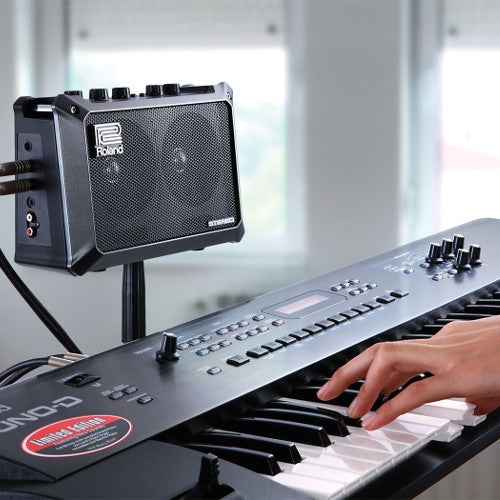 2. Heb ik een piano/keyboard-versterker nodig?